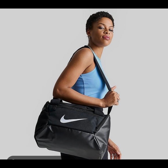 Nike Brasilia 9.5 Small Training Duffel Bag - Black - Picture 1 of 5